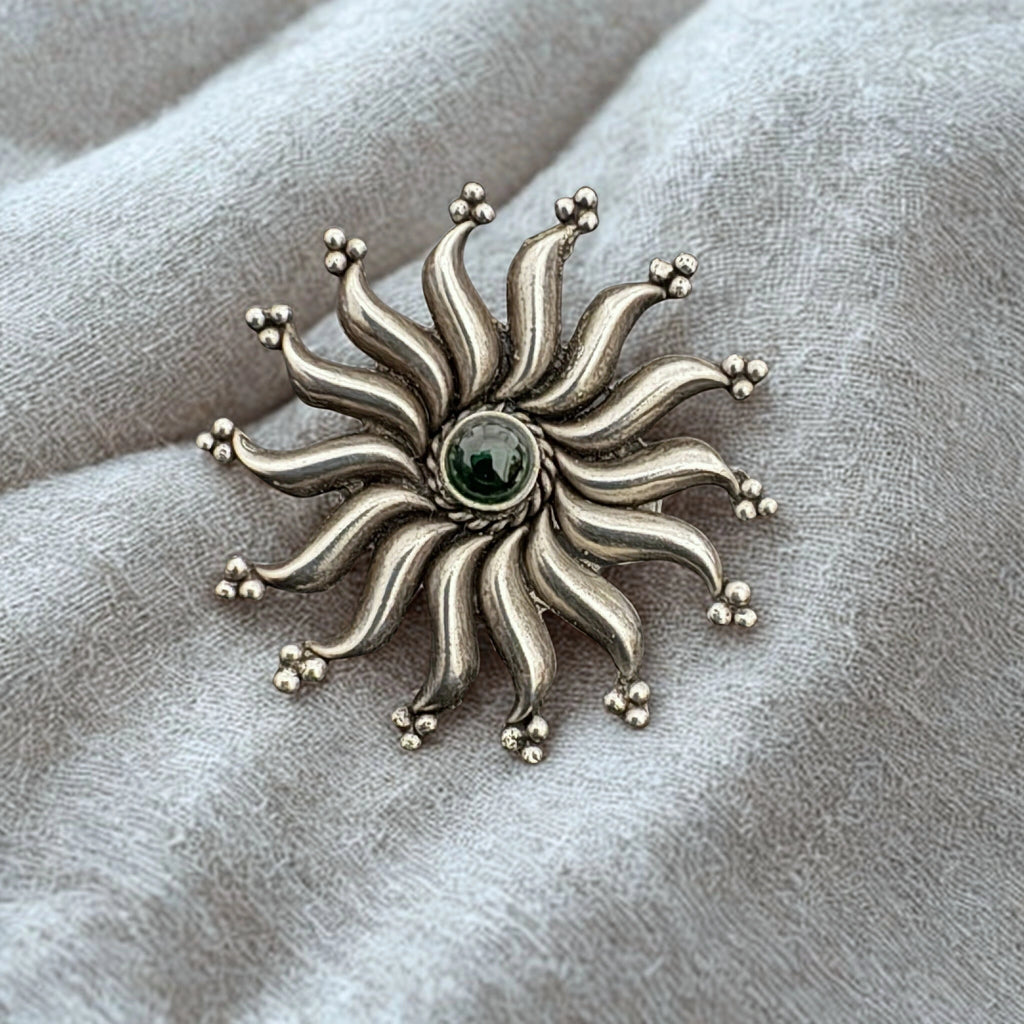 Sunburst Green Stone 925 Silver Ring