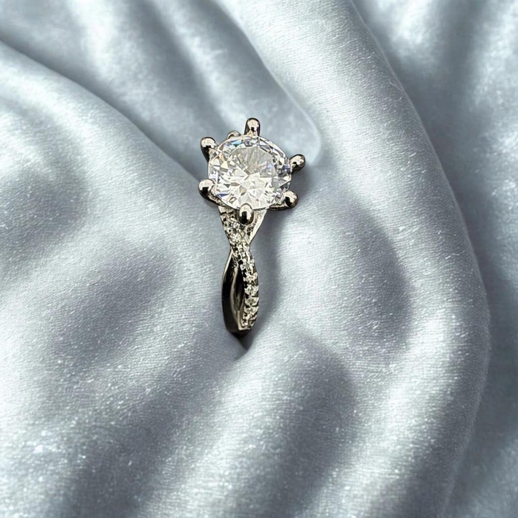 White Gemstone 925 Silver Ring