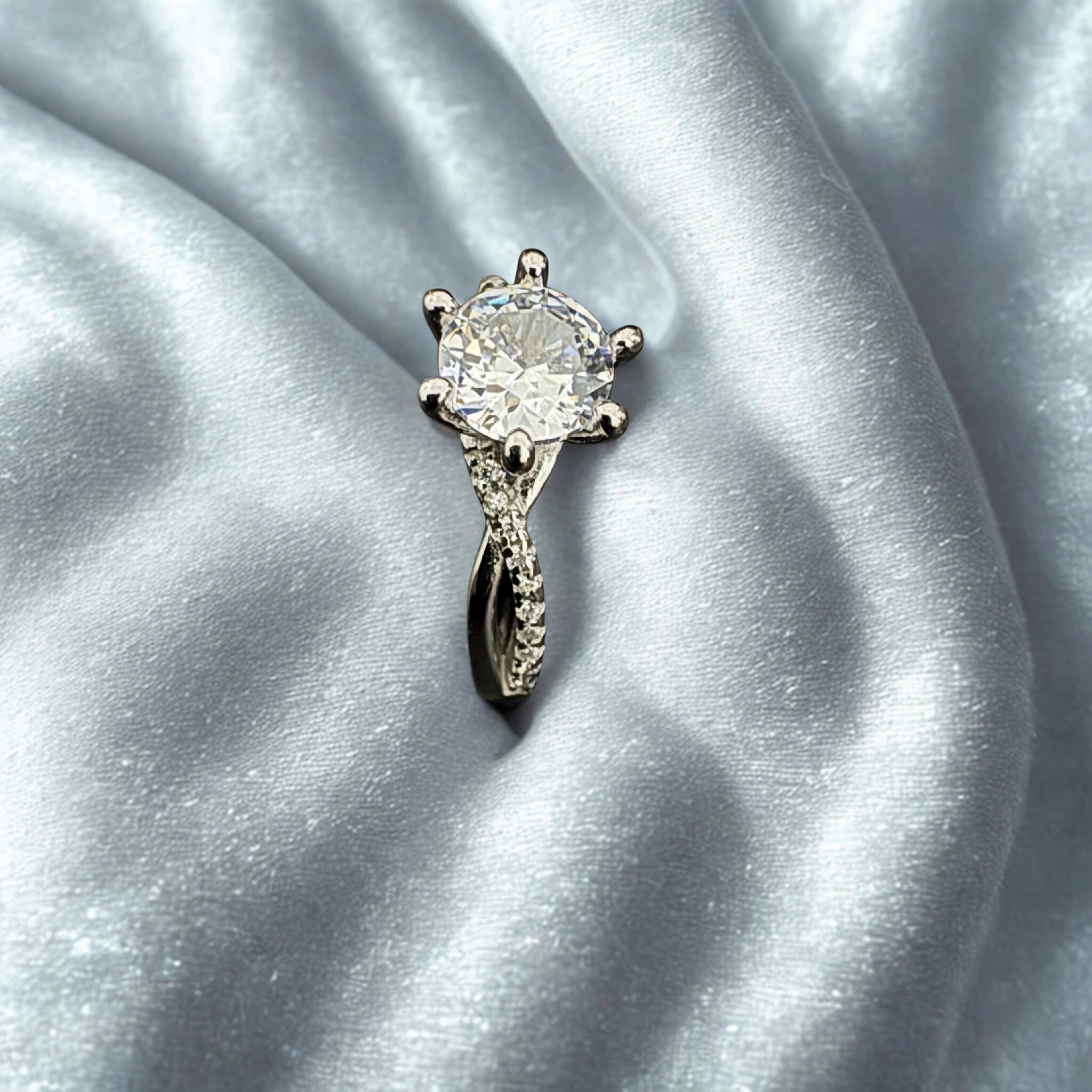 White Gemstone 925 Silver Ring