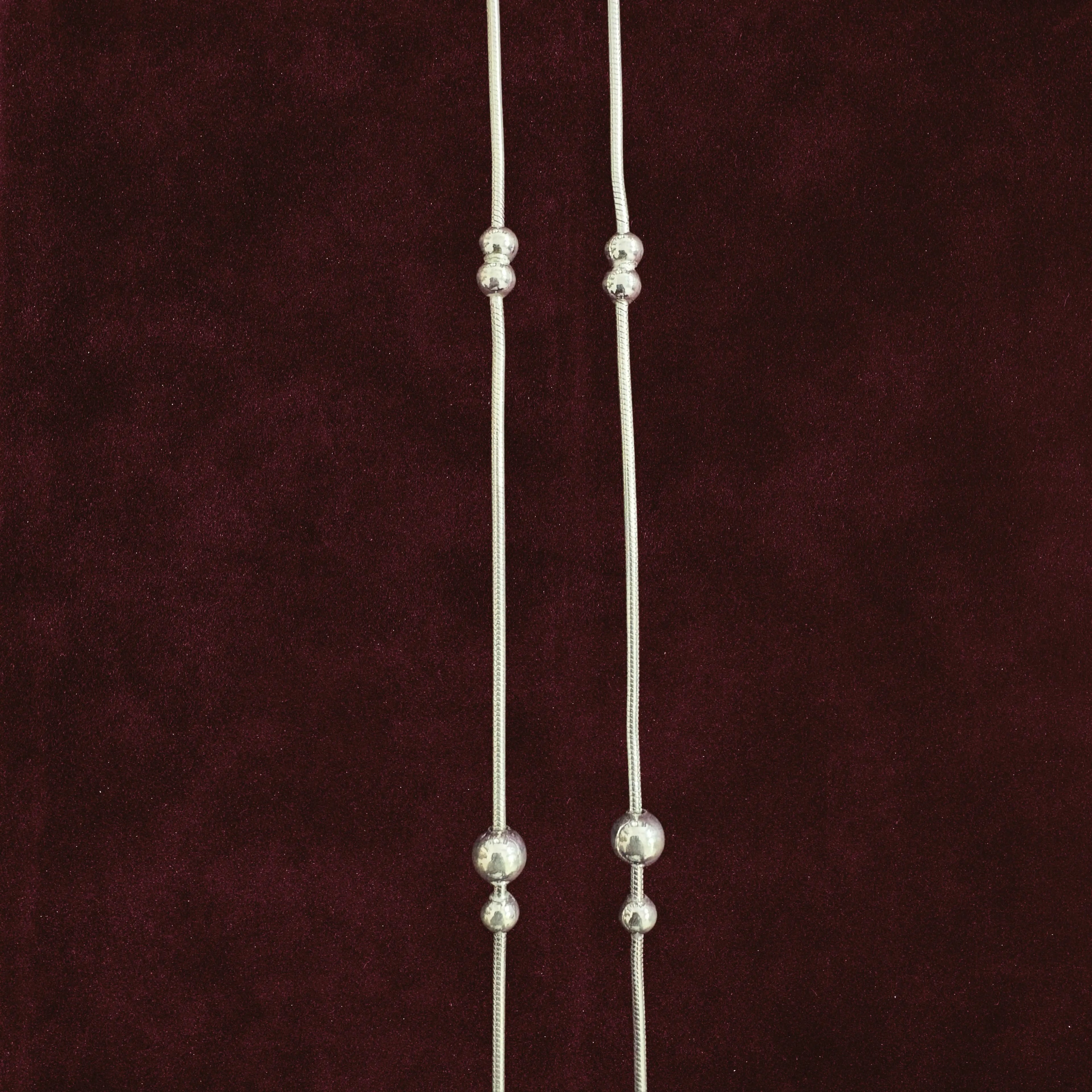 Silver Beads Anklet Pair Close up