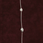 close up of Sculpted Oval Link Anklet motif