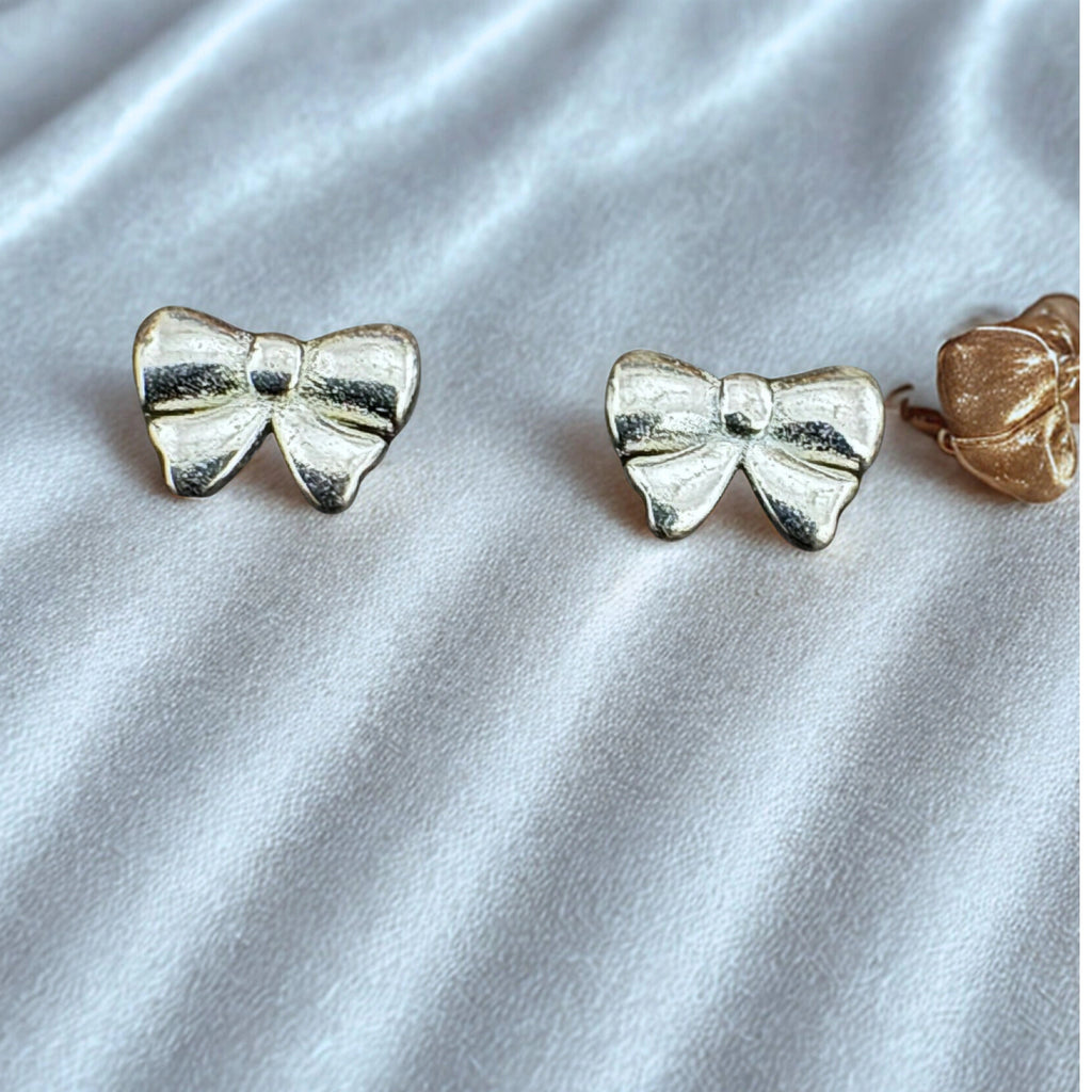 Elegant Sterling Silver Bow Knot Stud Earrings