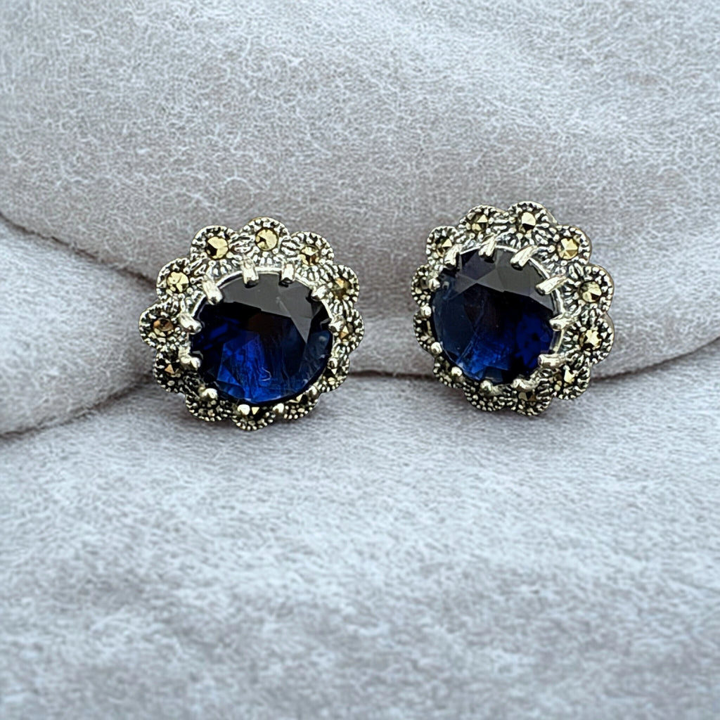 Vintage Blue Crystal Silver Stud Earrings for Elegant Style