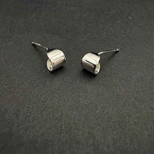 Elegant 92.5 Sterling Silver Curved Stud Earrings