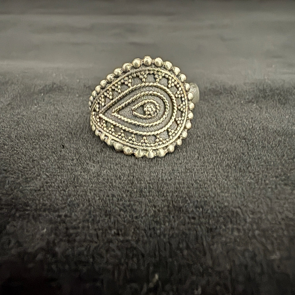 Ornate Teardrop 925 Silver Ring